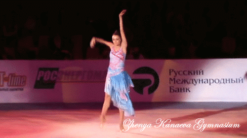 Zhenya-amazing combined pivot-Gala-GP Moscow 2010-gif by Zoe