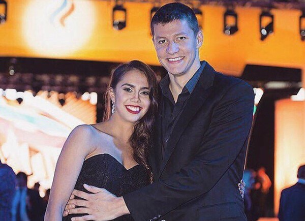 81608fc4jw1f73qkickwoj20hs0cxgny